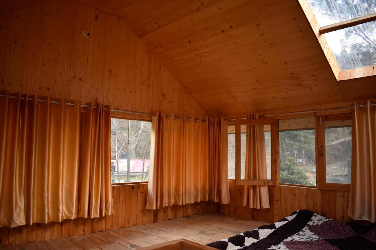 Moksha - By The River Villa Jibhi Esterno foto